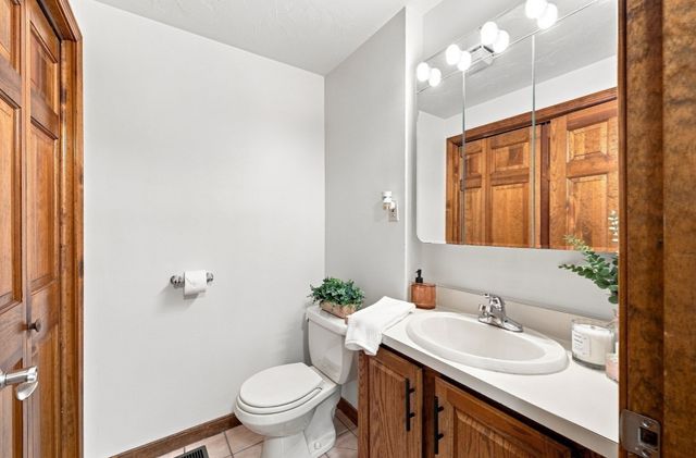 43 Villa Roma Dr 43, Tewksbury, MA 01876
