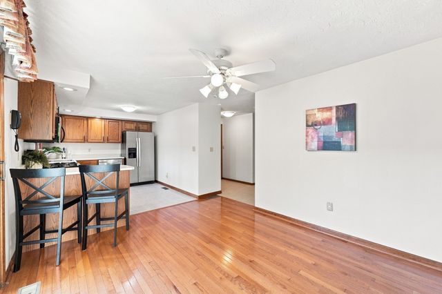 43 Villa Roma Dr 43, Tewksbury, MA 01876