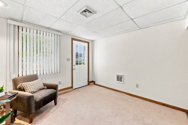 43 Villa Roma Dr 43, Tewksbury, MA 01876