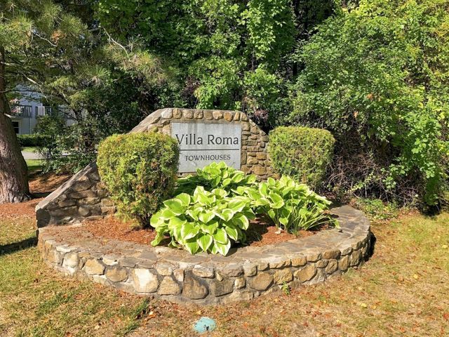 43 Villa Roma Dr 43, Tewksbury, MA 01876
