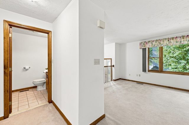 43 Villa Roma Dr 43, Tewksbury, MA 01876