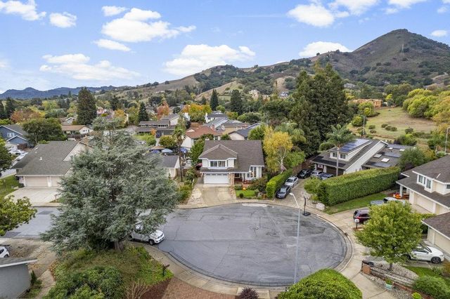 16761 Dry Creek Court, Morgan Hill, CA 95037