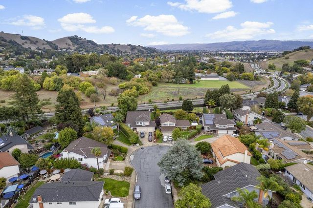 16761 Dry Creek Court, Morgan Hill, CA 95037