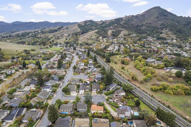 16761 Dry Creek Court, Morgan Hill, CA 95037