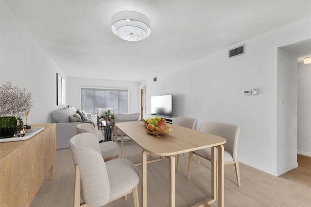 129 TYLER DRIVE 103, Sarasota, FL 34236