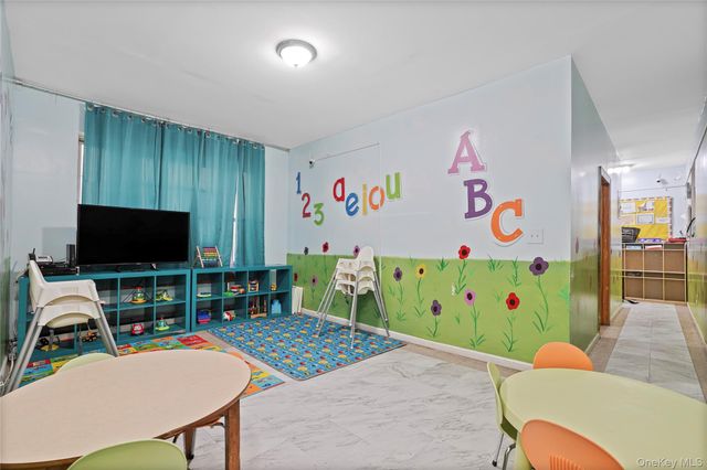 309 Bedford Park Boulevard, Bronx, NY 10458