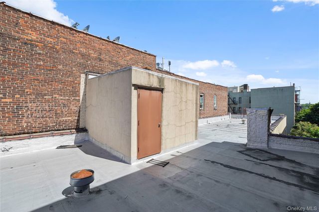 309 Bedford Park Boulevard, Bronx, NY 10458