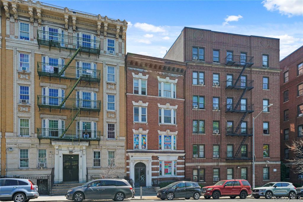 309 Bedford Park Boulevard, Bronx, NY 10458