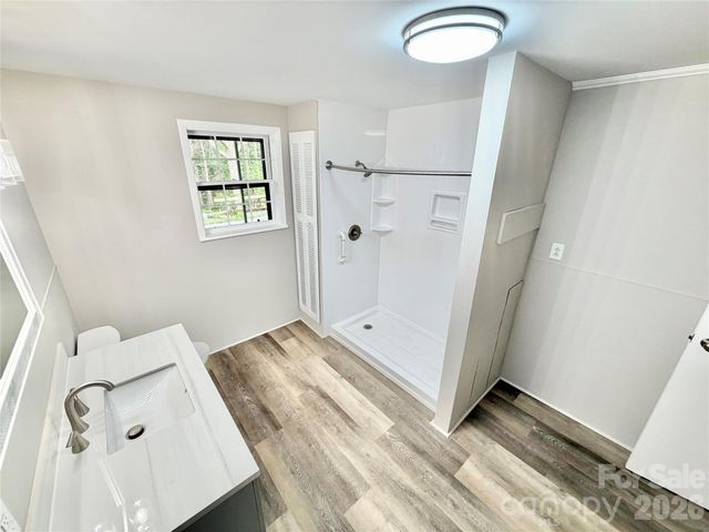 6530 Curlee Road, Conover, NC 28613