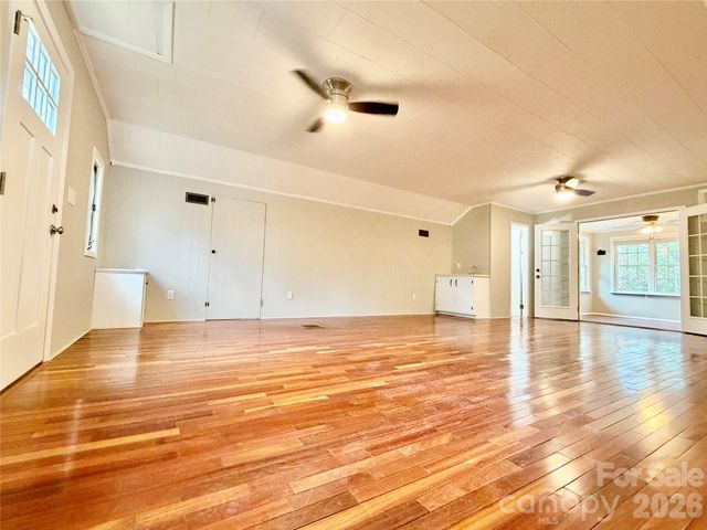 6530 Curlee Road, Conover, NC 28613