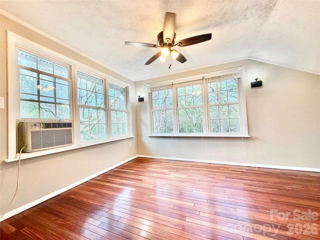 6530 Curlee Road, Conover, NC 28613