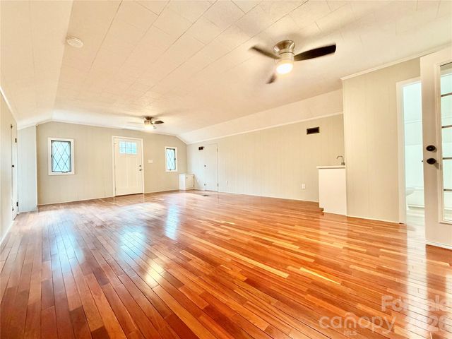 6530 Curlee Road, Conover, NC 28613