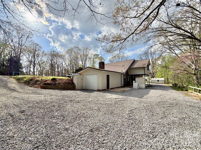 6530 Curlee Road, Conover, NC 28613