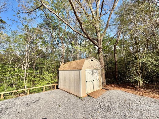 6530 Curlee Road, Conover, NC 28613