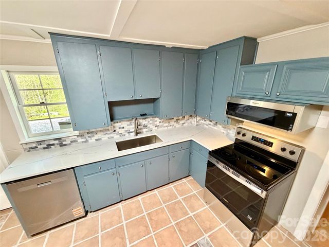 6530 Curlee Road, Conover, NC 28613
