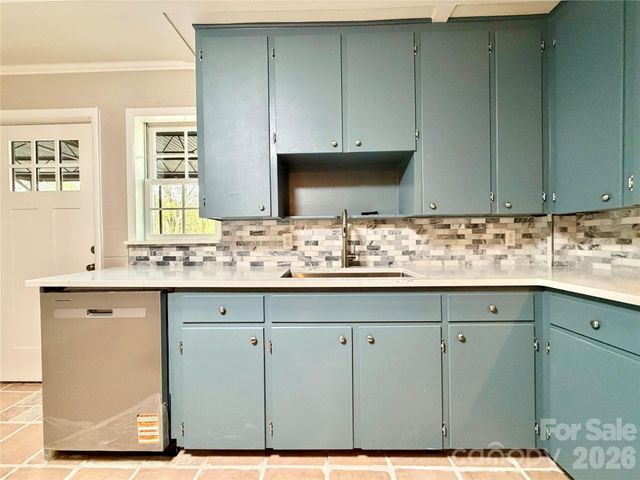 6530 Curlee Road, Conover, NC 28613