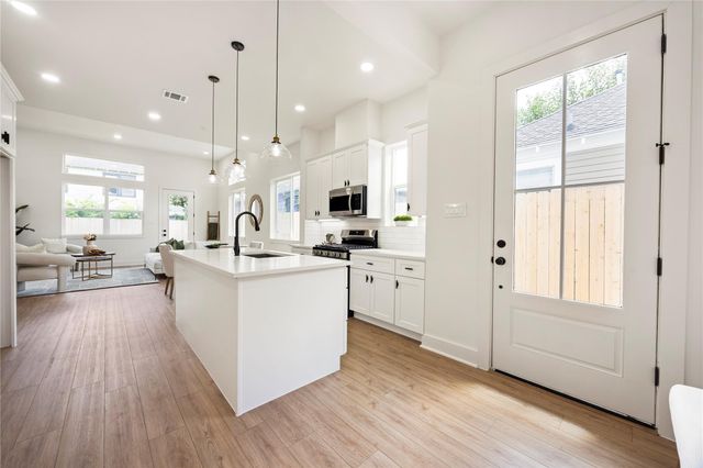 3109 Stonewall Street, Houston, TX 77020