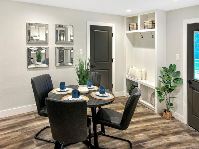 701 Cannan Drive, Angleton, TX 77515