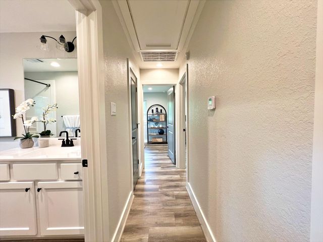 701 Cannan Drive, Angleton, TX 77515