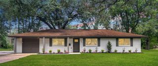 701 Cannan Drive, Angleton, TX 77515