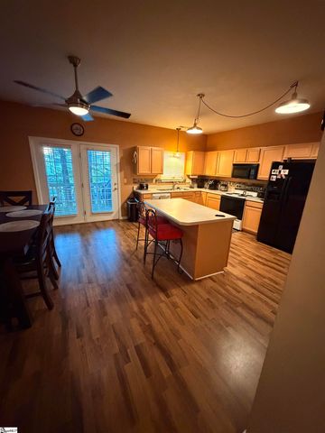 300 Canewood Place, Mauldin, SC 29662