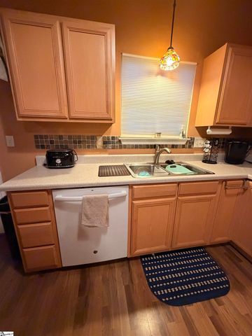 300 Canewood Place, Mauldin, SC 29662