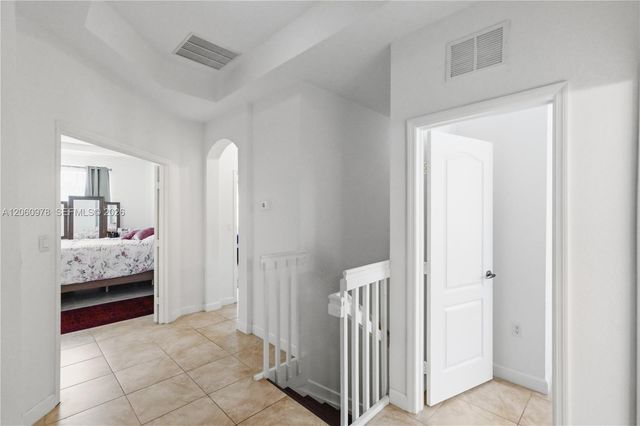 8741 NW 110th Ave, Doral, FL 33178