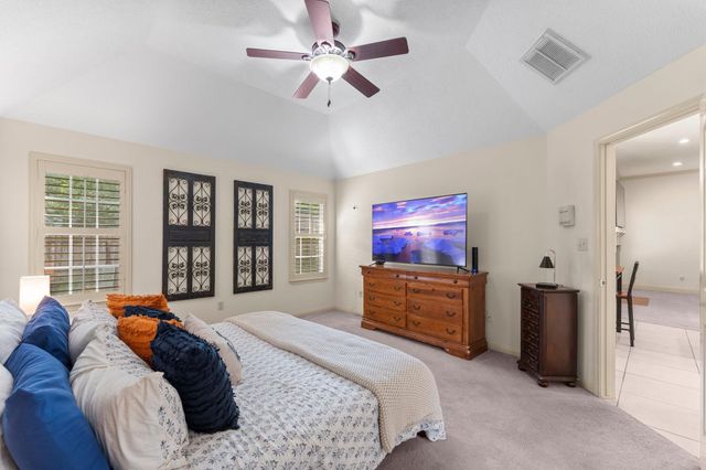3302 Emerson Drive, Montgomery, TX 77356