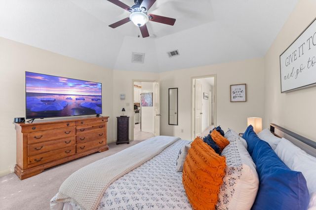 3302 Emerson Drive, Montgomery, TX 77356
