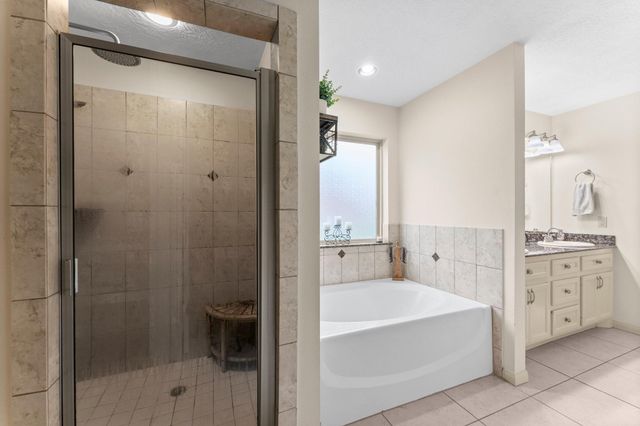 3302 Emerson Drive, Montgomery, TX 77356