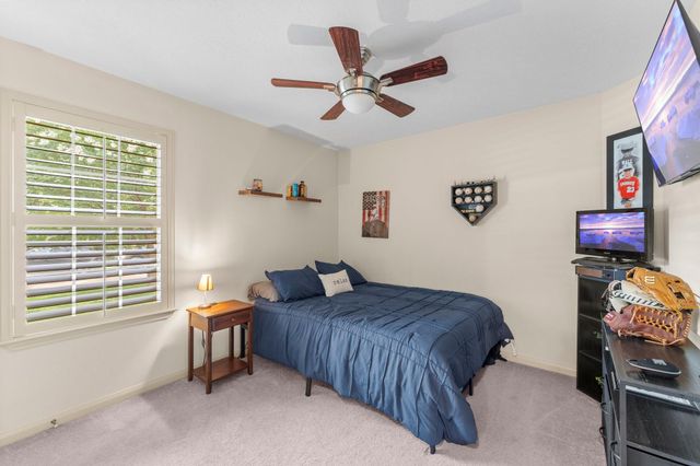 3302 Emerson Drive, Montgomery, TX 77356