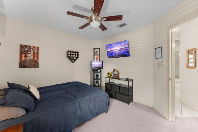 3302 Emerson Drive, Montgomery, TX 77356