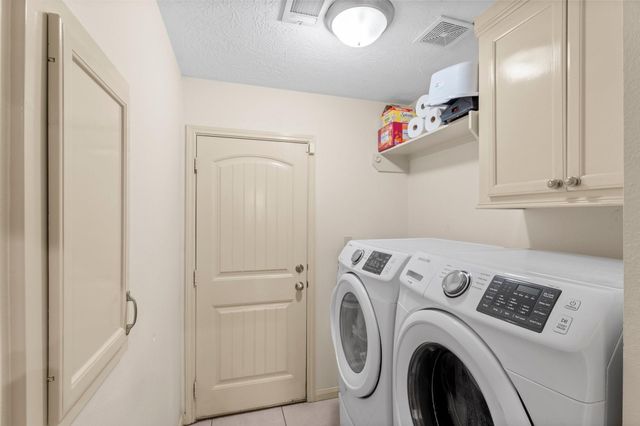 3302 Emerson Drive, Montgomery, TX 77356