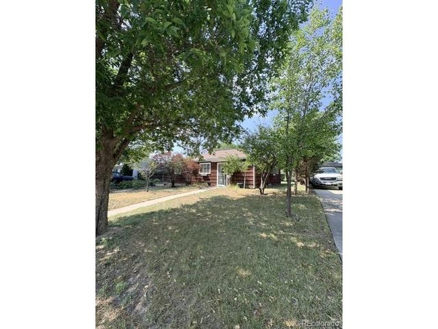 1125 Xanadu St, Aurora, CO 80011
