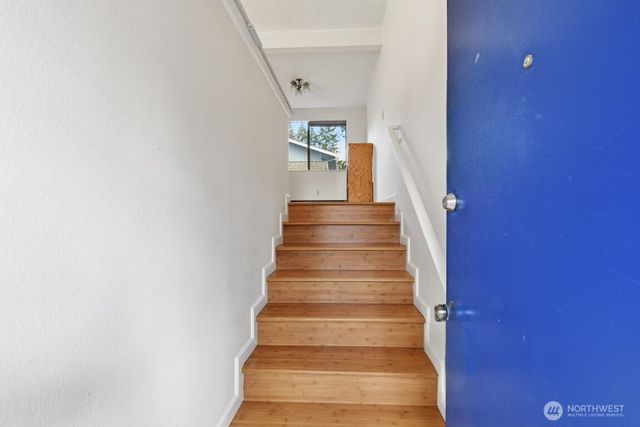 12529 SE 30th Street, Bellevue, WA 98005