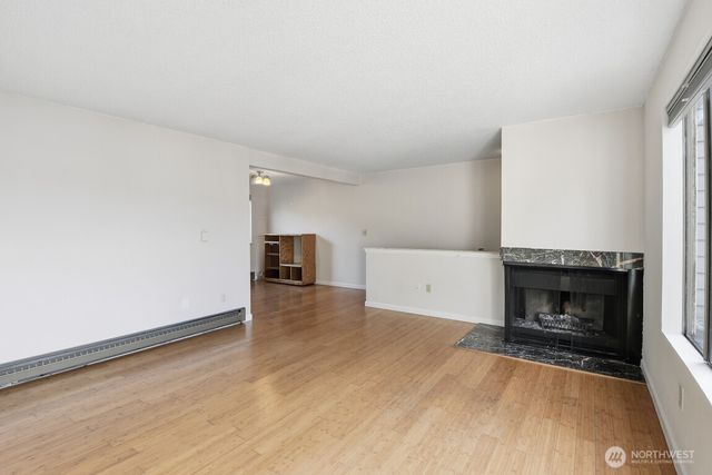 12529 SE 30th Street, Bellevue, WA 98005