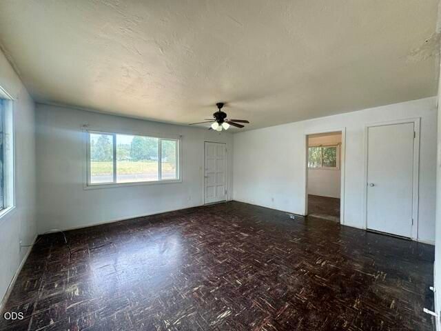 1035 SW I Street, Grants Pass, OR 97526