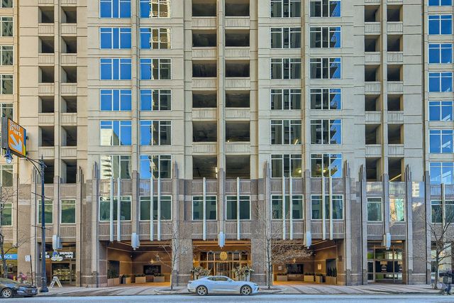 33 W Ontario Street 35ES, Chicago, IL 60654