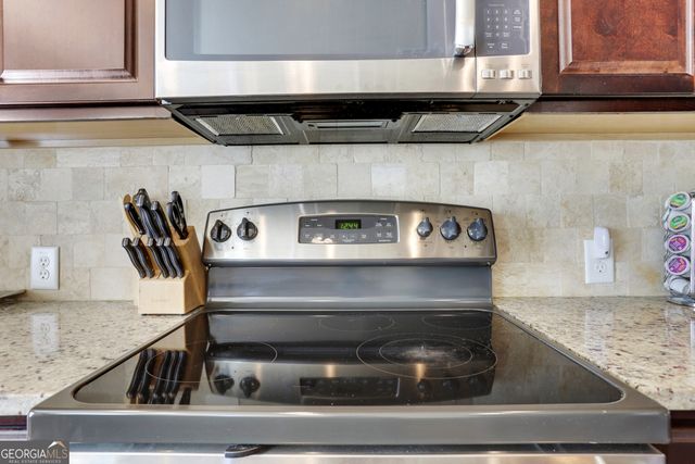 2060 PAXTON Drive, Lilburn, GA 30047