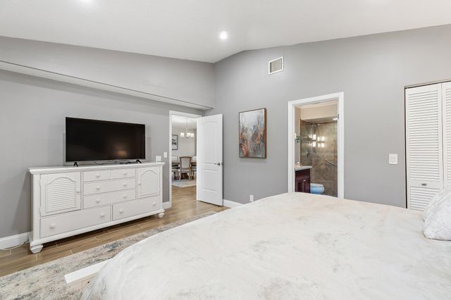 834 Club Drive, Palm Beach Gardens, FL 33418