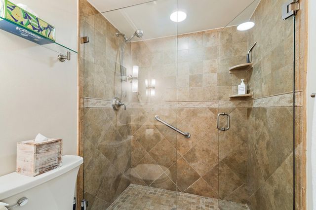 834 Club Drive, Palm Beach Gardens, FL 33418