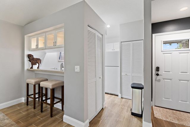 834 Club Drive, Palm Beach Gardens, FL 33418