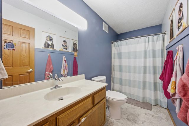 3642 10th Street N, Fargo, ND 58102