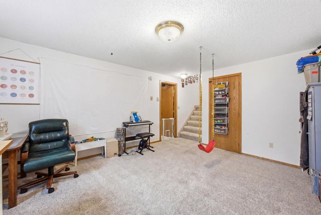 3642 10th Street N, Fargo, ND 58102