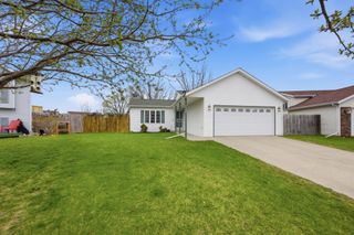 3642 10th Street N, Fargo, ND 58102