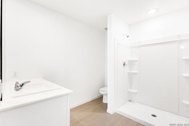 1355 Neria Loop, San Antonio, TX 78224