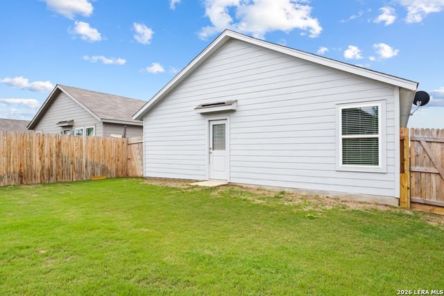 1355 Neria Loop, San Antonio, TX 78224