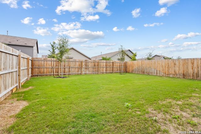 1355 Neria Loop, San Antonio, TX 78224