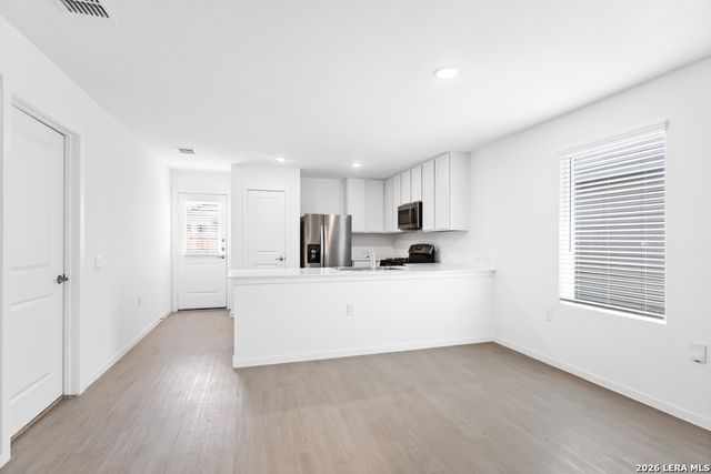 1355 Neria Loop, San Antonio, TX 78224