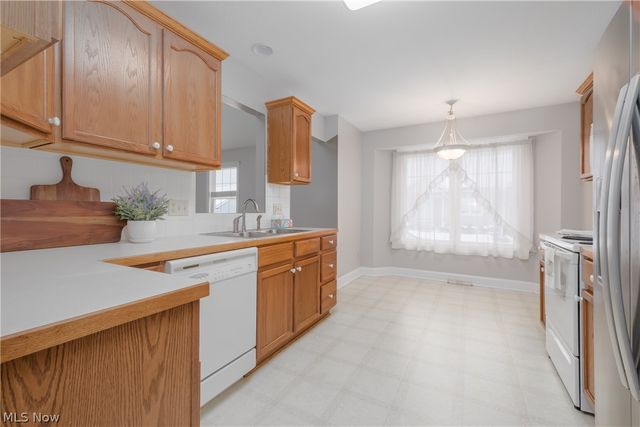 3278 Sumser Street NW, North Canton, OH 44720